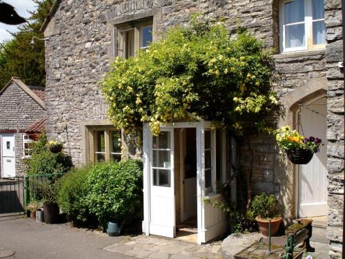 Wookey House | Burcott Mill Guesthouse
