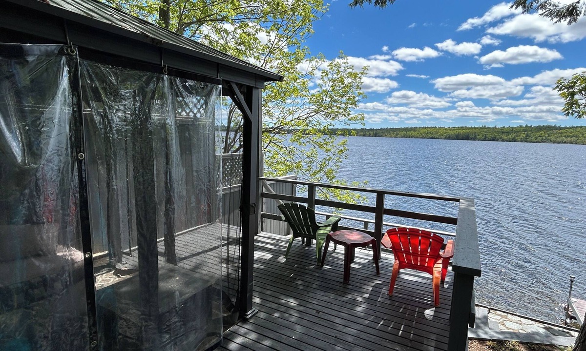 Waverley Bed & Breakfast | Burgundy Dream Bed and Breakfast