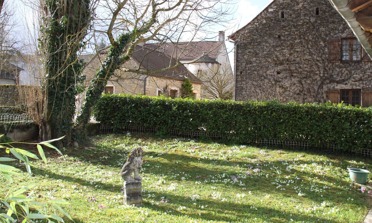 Messanges House | BURGUNDY HOUSE