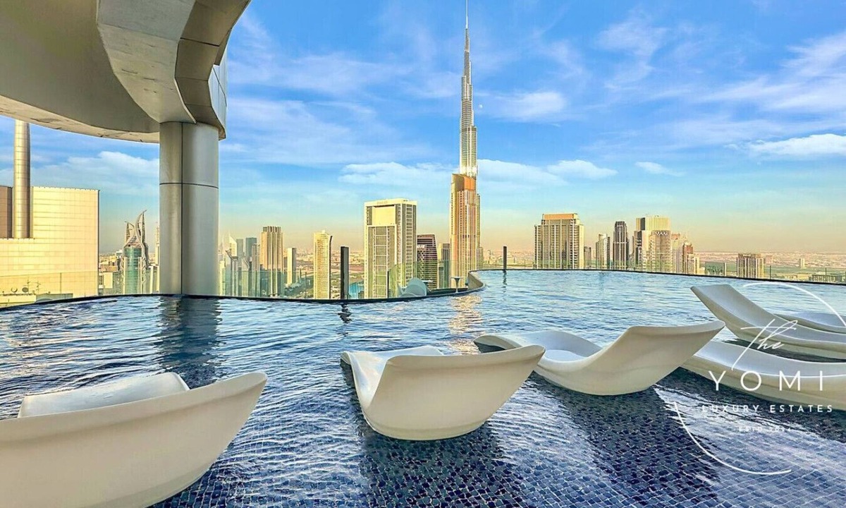 Downtown Dubai Apartment | Burj & Sea Views |Luxury 2BR| 5-Star Amenities
