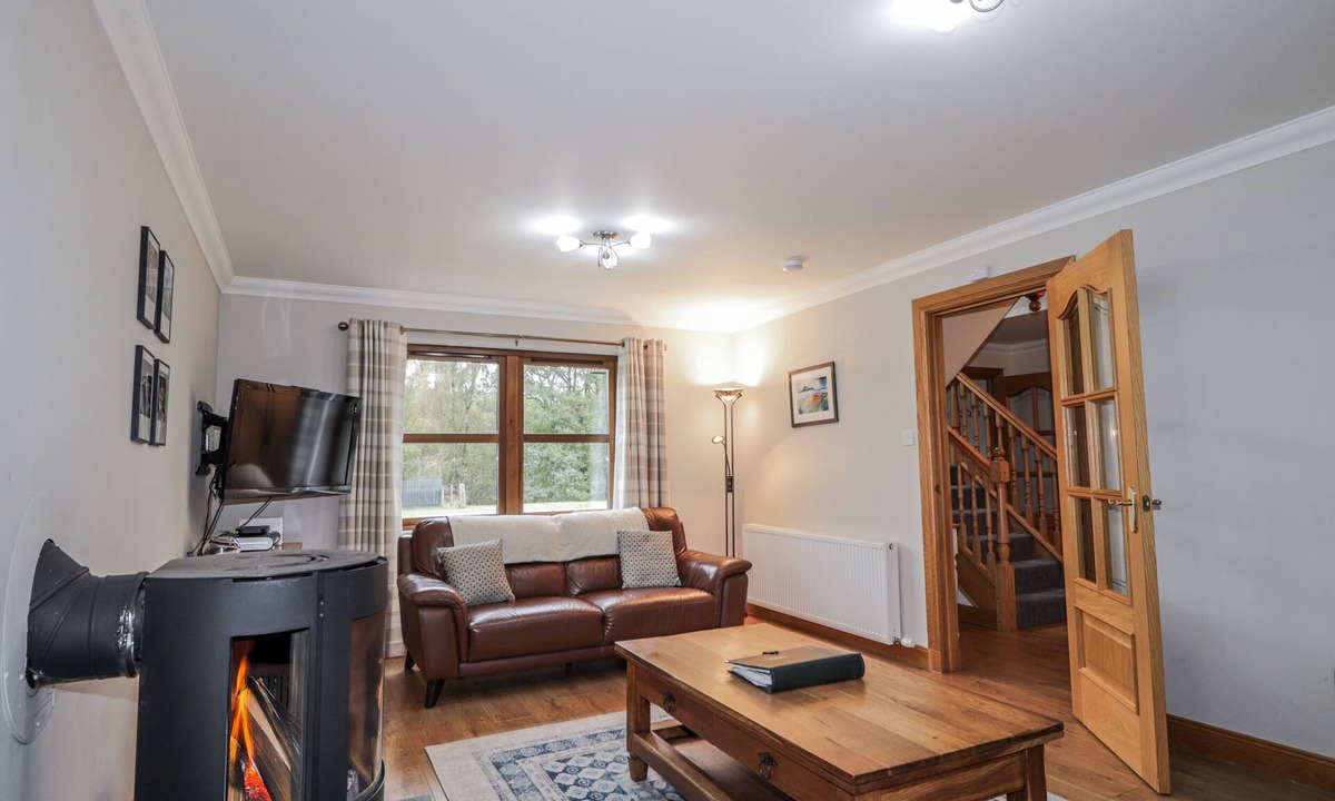 Aviemore Cottage | Burnside House