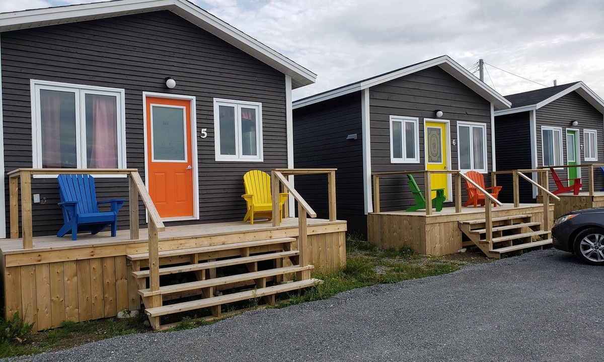 Raleigh Cottage | Burnt Cape Cabins