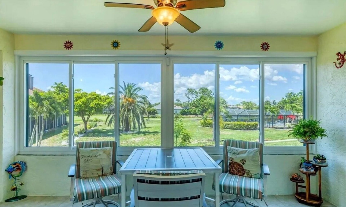 Burnt Store Marina Condo | Burnt Store Marina 2 Bed/2 Bath beautiful 2nd Flr condo. Lanai golf course view.