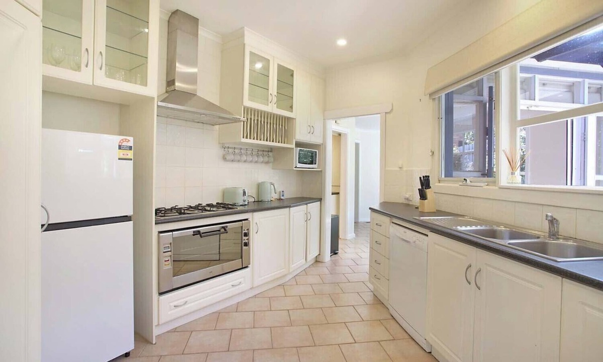 Burwood House | Burwood Bliss by Ready Set Stay