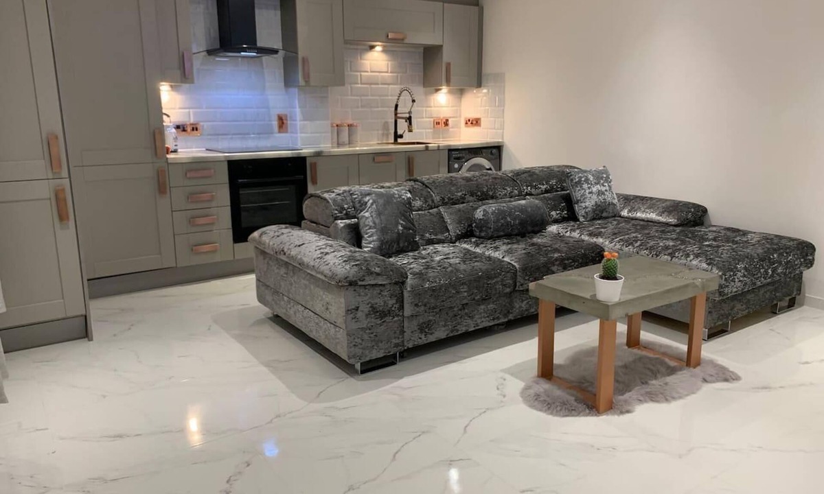 Bury St Edmunds Apartment | Bury St Edmunds - Apartment - Sleeps 2 - Parking