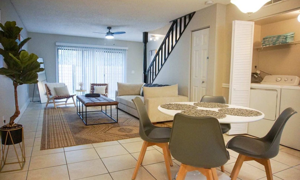 University House | Busch Gardens Townhouse