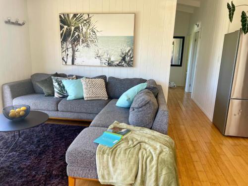 Cable Bay House | Bush & Bay Hideaway