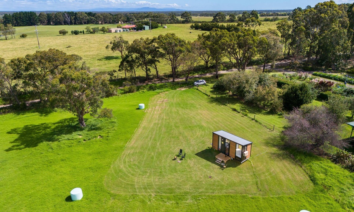 Alberton West House | Bush Retreat 2 by Tiny Away