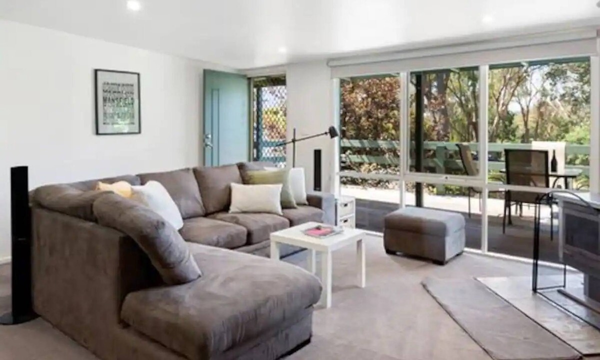 Goughs Bay House | Bush Views Gough's Bay