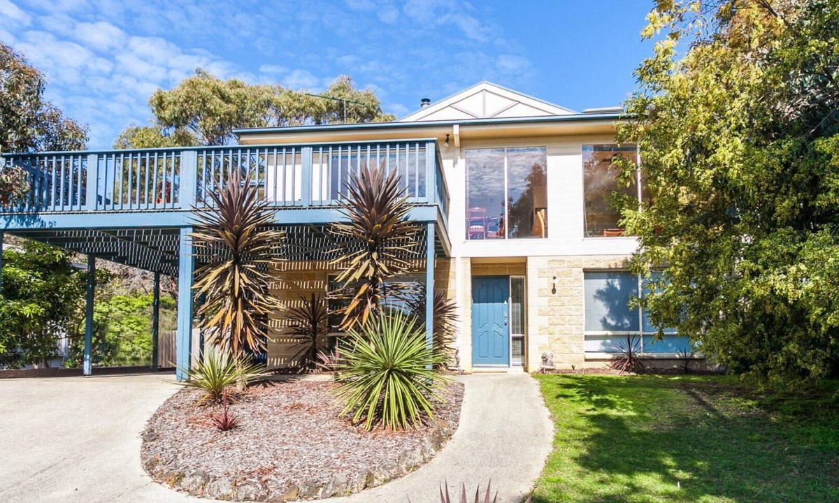 Anglesea House | Bushlark - At Anglesea