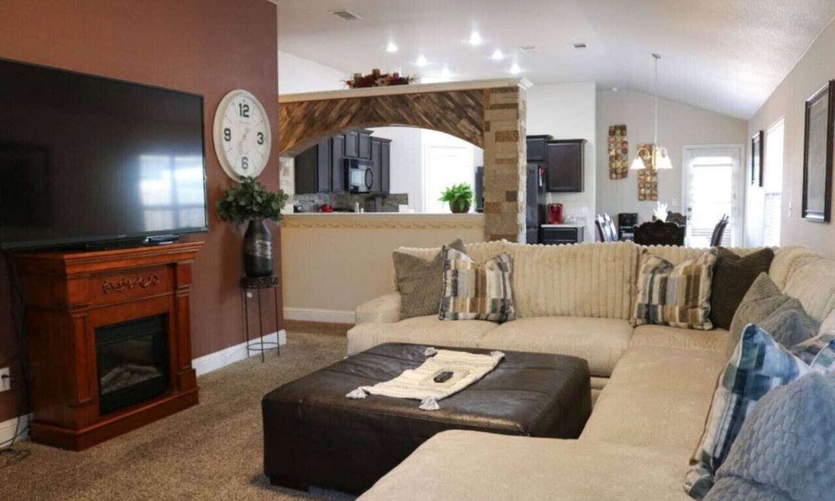 Odessa House | Business Comfort: Private Bedroom in Odessa