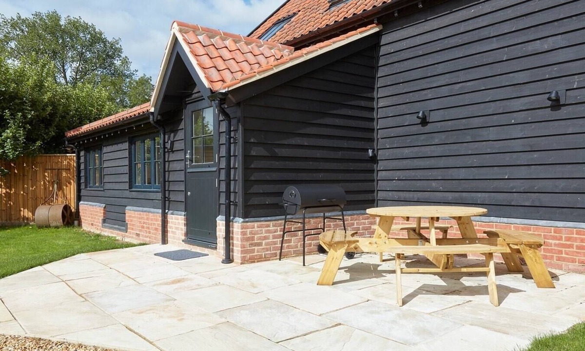 Wickhambrook House | Butler's Barn, Wickhambrook