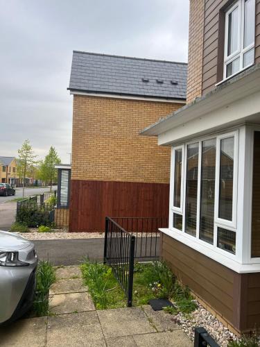 Wolverton House | Butter row