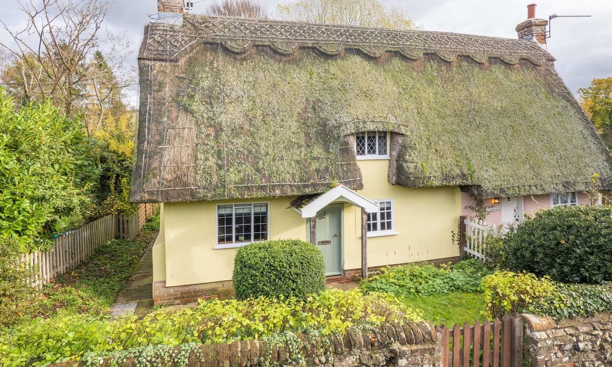 Hartest House | Buttercup Cottage, Hartest