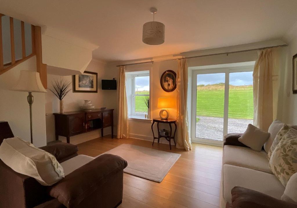Gigha House | Buttercup Cottage