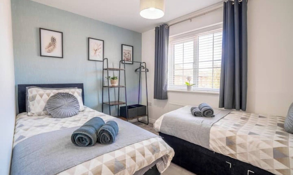 Ashby Woulds House | Butterfly Gardens