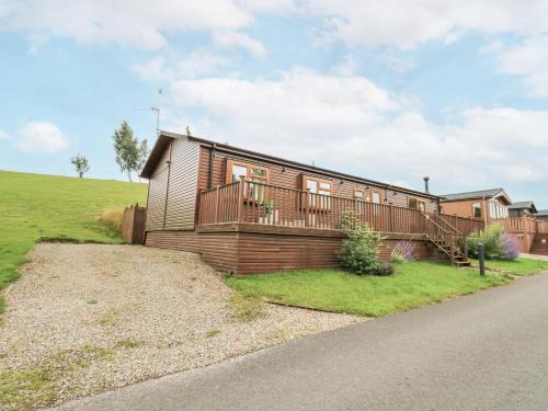 Tunstall House | Butterfly Lodge