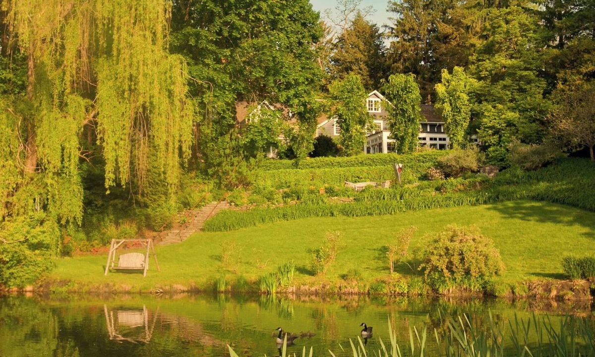 Milton Hotel | Buttermilk Falls Inn