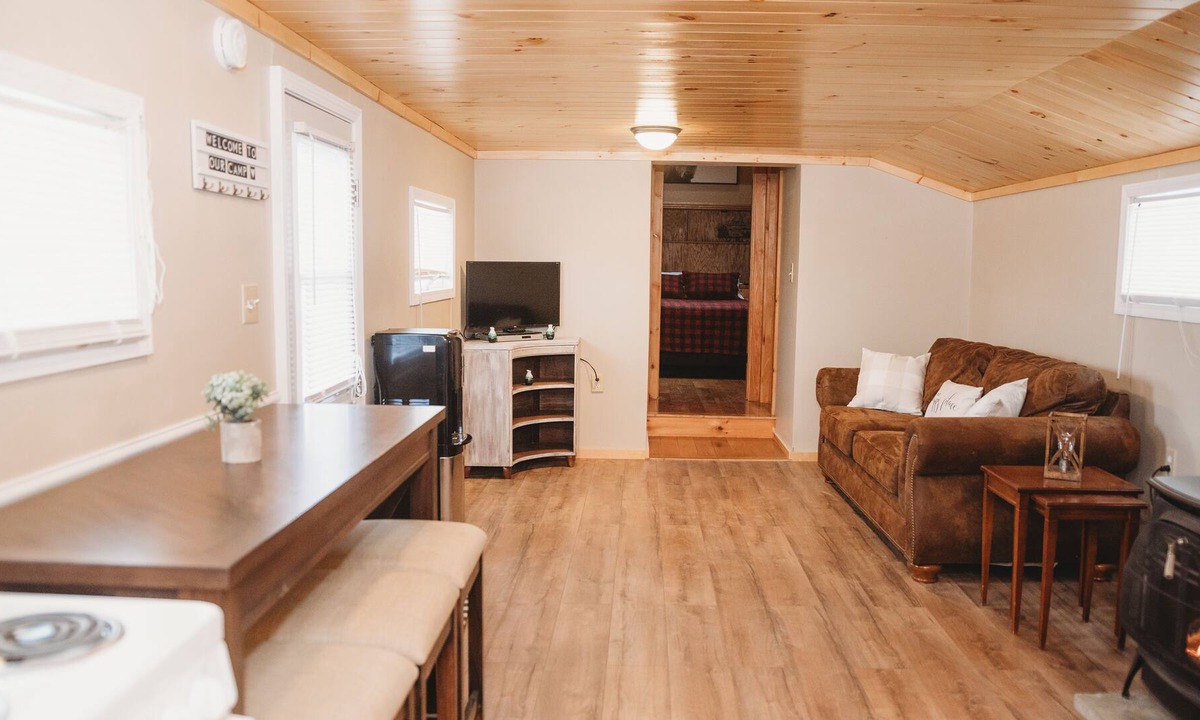 Mount Upton Cabin | Butternut Hilltop Camp with a View