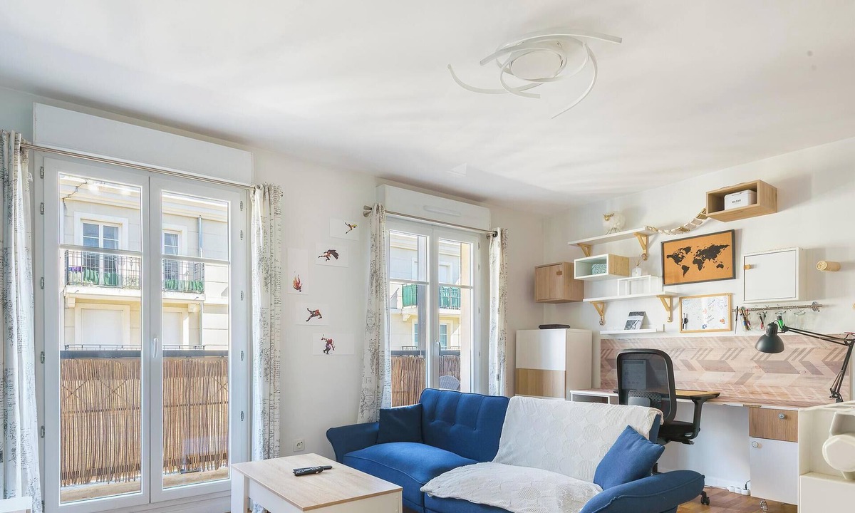 Bussy-Saint-Georges Apartment | Buxengeorgiens Delouvrier - T2- 7min to DisneyLand