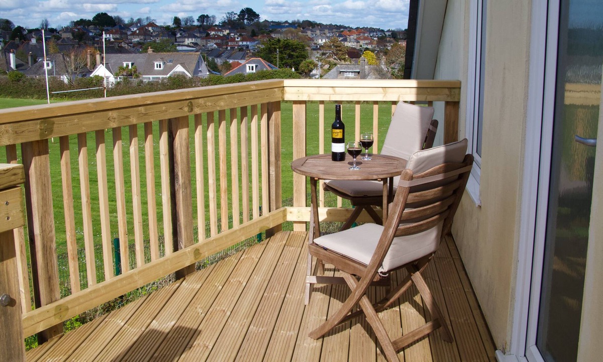 Falmouth Apartment | Buzzard’s Rest - A comfortable, quiet, welcoming property with ample parking.