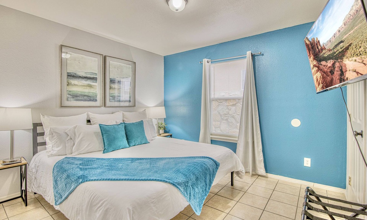 Fort Bliss Apartment | ✨ BY FORT BLISS: 2 KING BEDS, FAST WIFI, FULL BATH, LAUNDRY