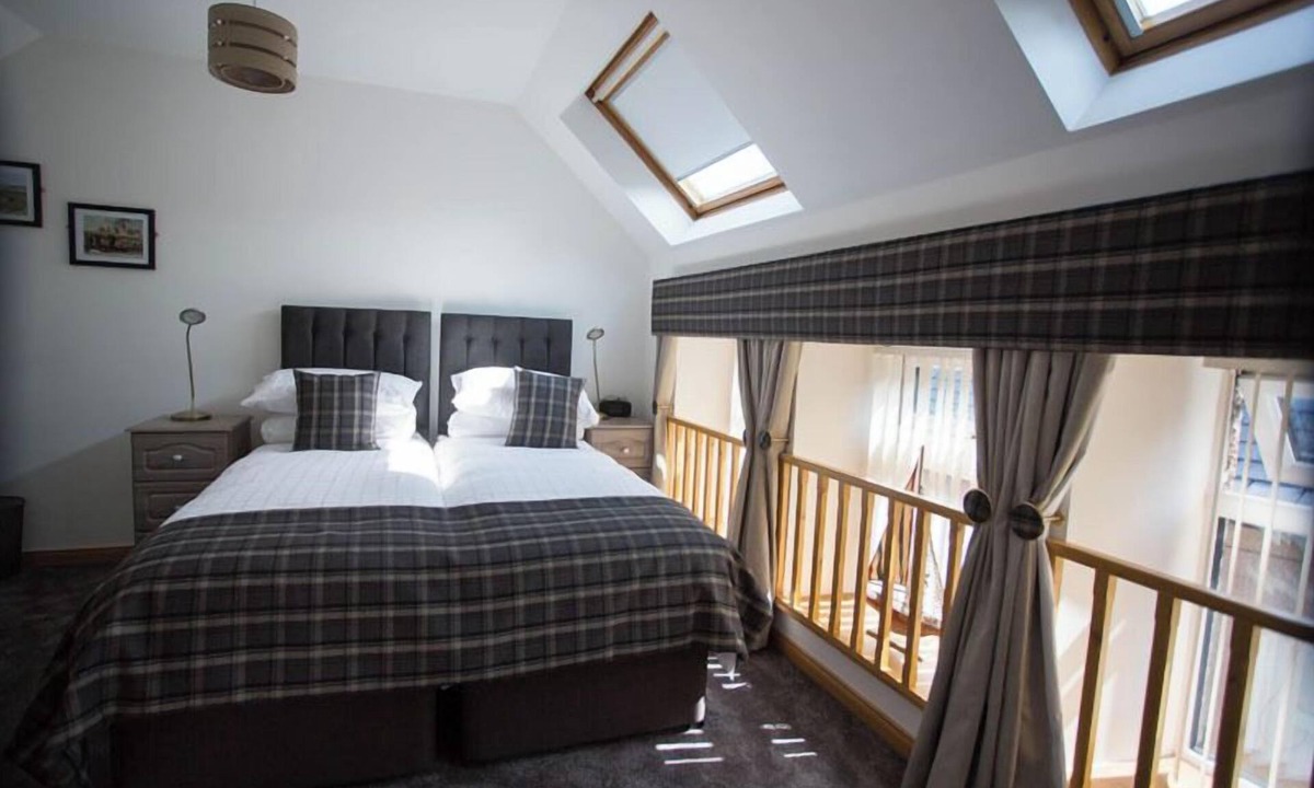 Cruden Bay Bed & Breakfast | By The Bay