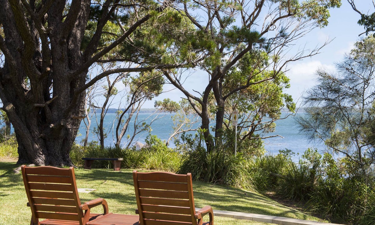 Sanctuary Point Apartment | By the Beach B&B and Apartments