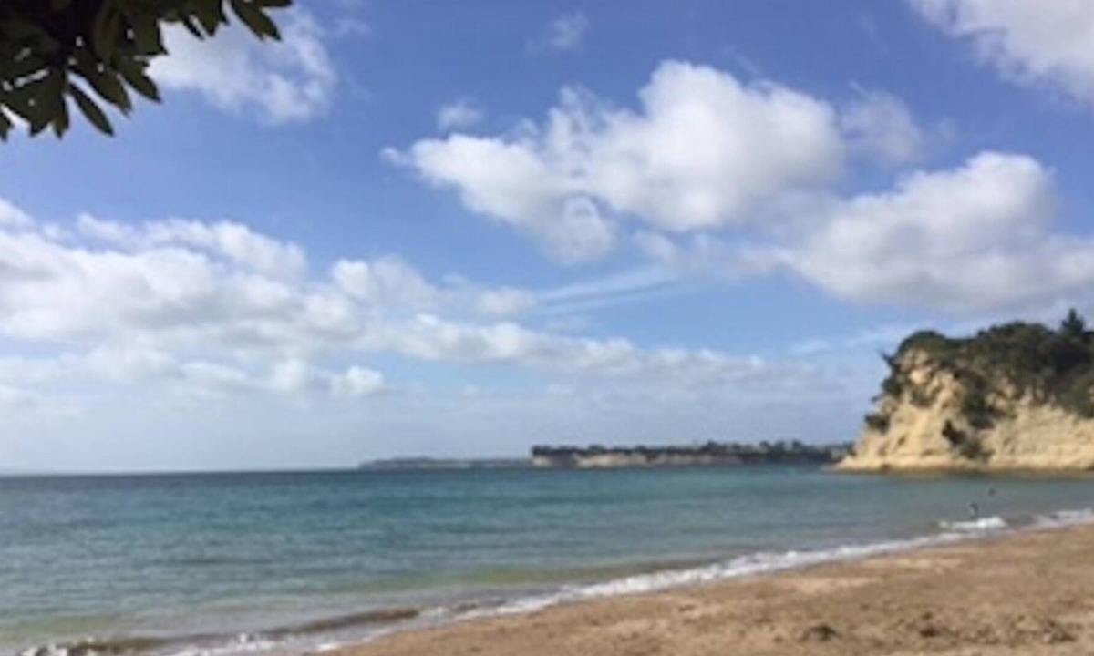 Arkles Bay Condo | By the Beach - Relax