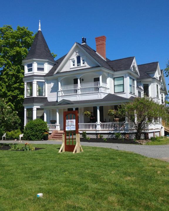 Fredericton Bed & Breakfast | By The River B&B