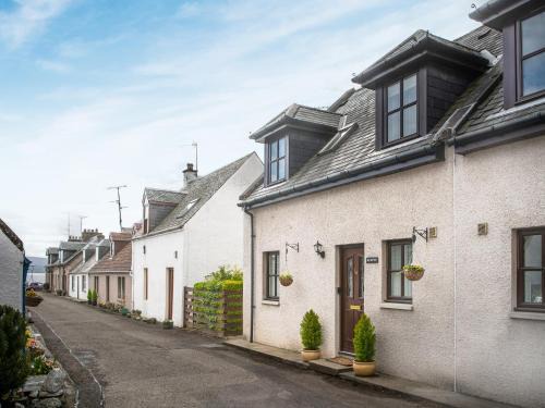 Avoch House | By The Sea