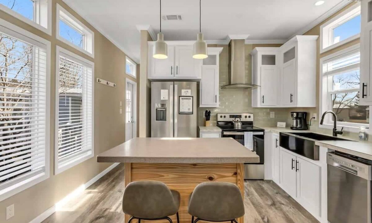 Owens Cross Roads House | Byrd 6 Cozy Byrd Nest
