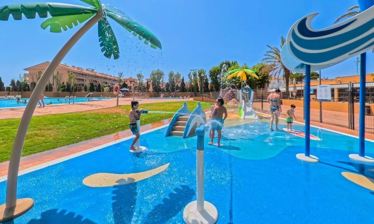 Pals RV Rental | Càmping & Bungalows Platja Brava