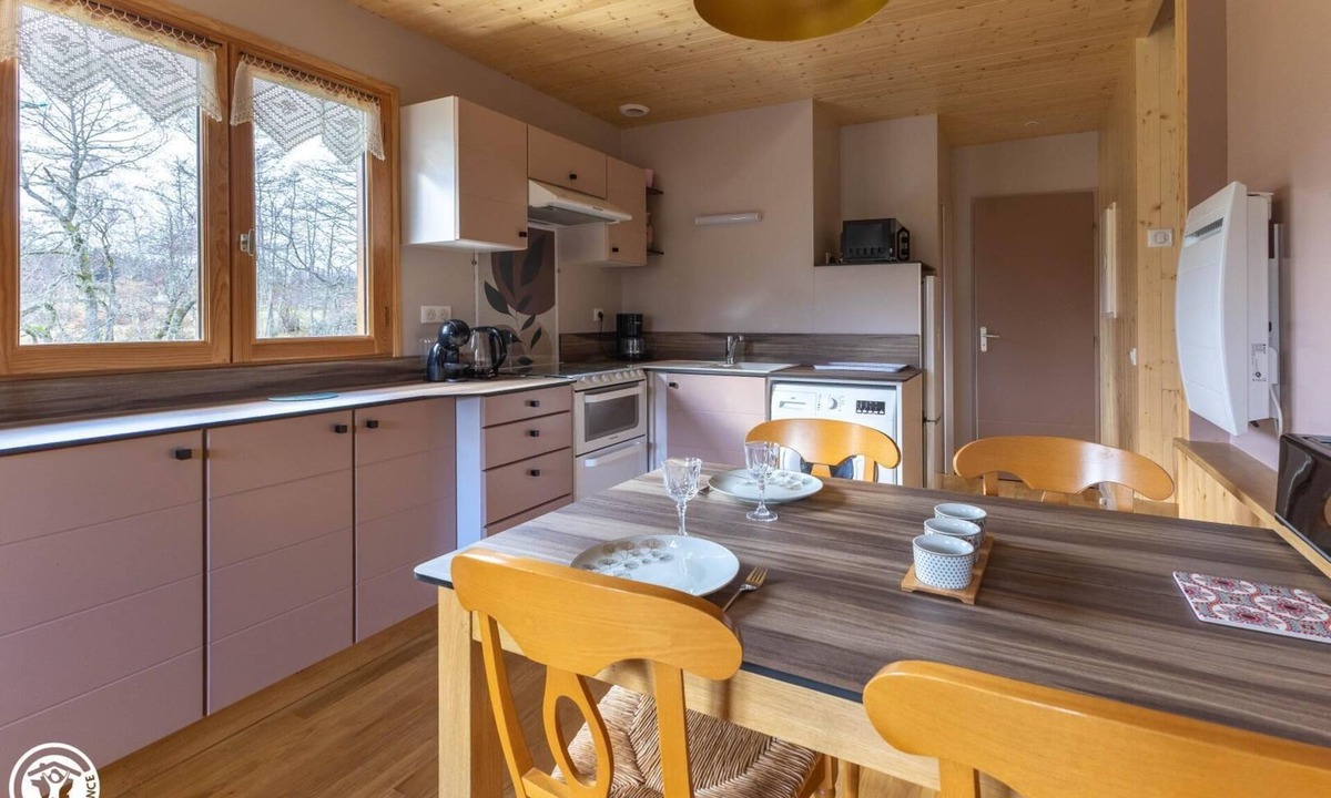 Saint-Genes-Champespe House | Cèdre - Saint Genes Champespe