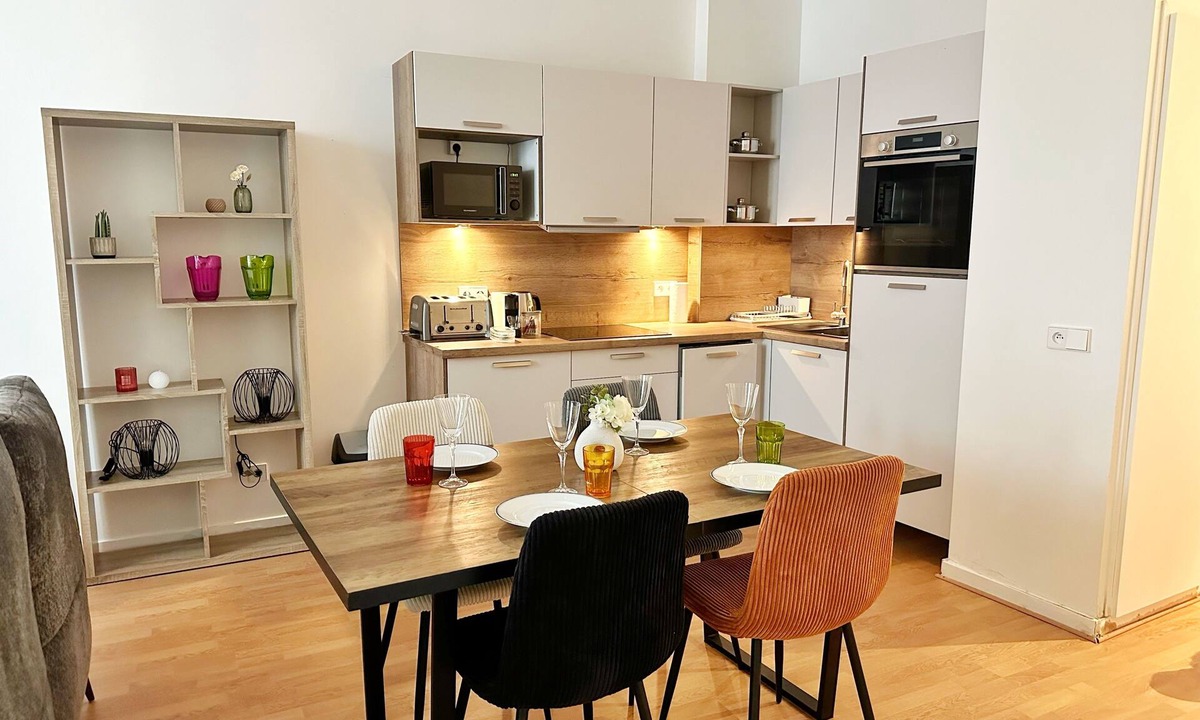 Porte-Dauphine Apartment | Céline 28