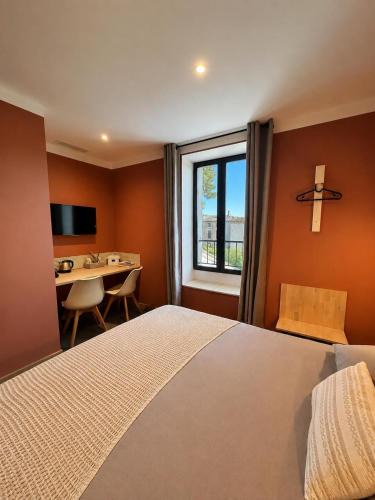 Capestang Apartment | Côté Nuit