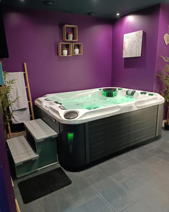 Noyelles-sous-Lens Bed & Breakfast | Côté spa