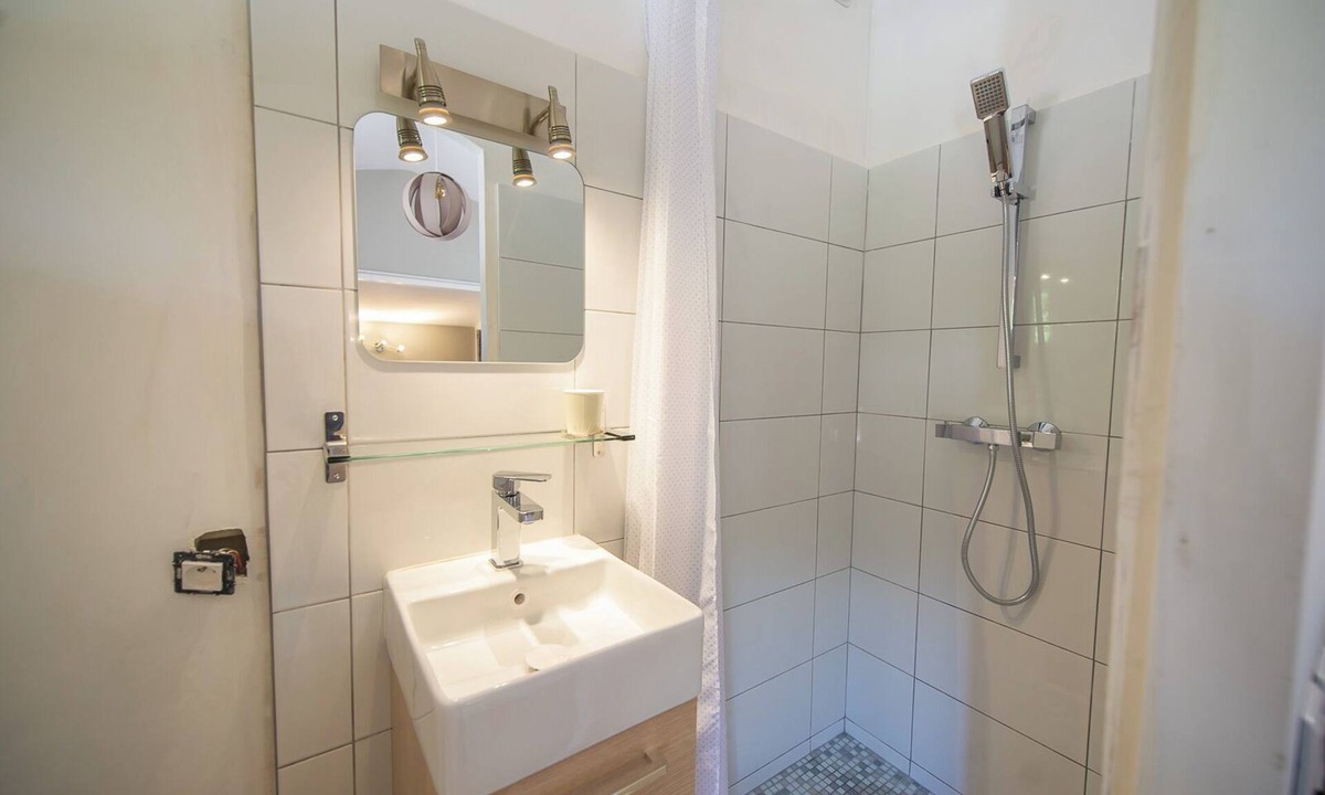 Plan-de-la-Tour Apartment | Côte d'Azur getaway