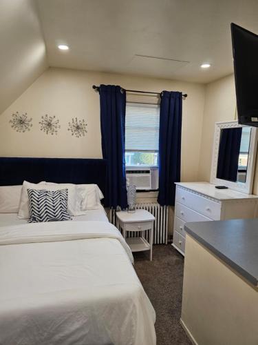 Elmont House | C&C number 2