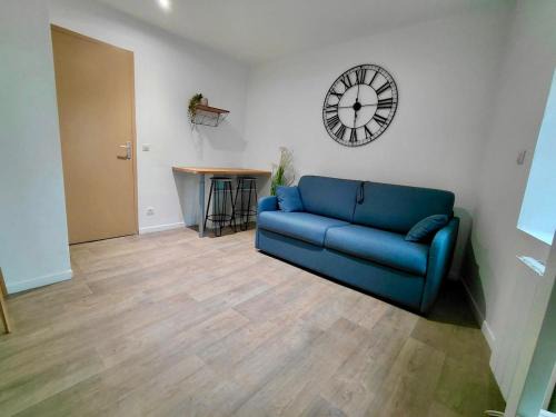 Charleville-Mezieres Apartment | C Coispine 1 Cosy studio RDC vue sur la Meuse