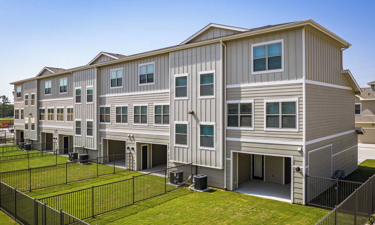 Willowbrook Apartment | C Creek 4316 I New Construction 2Bd Apt I Gated