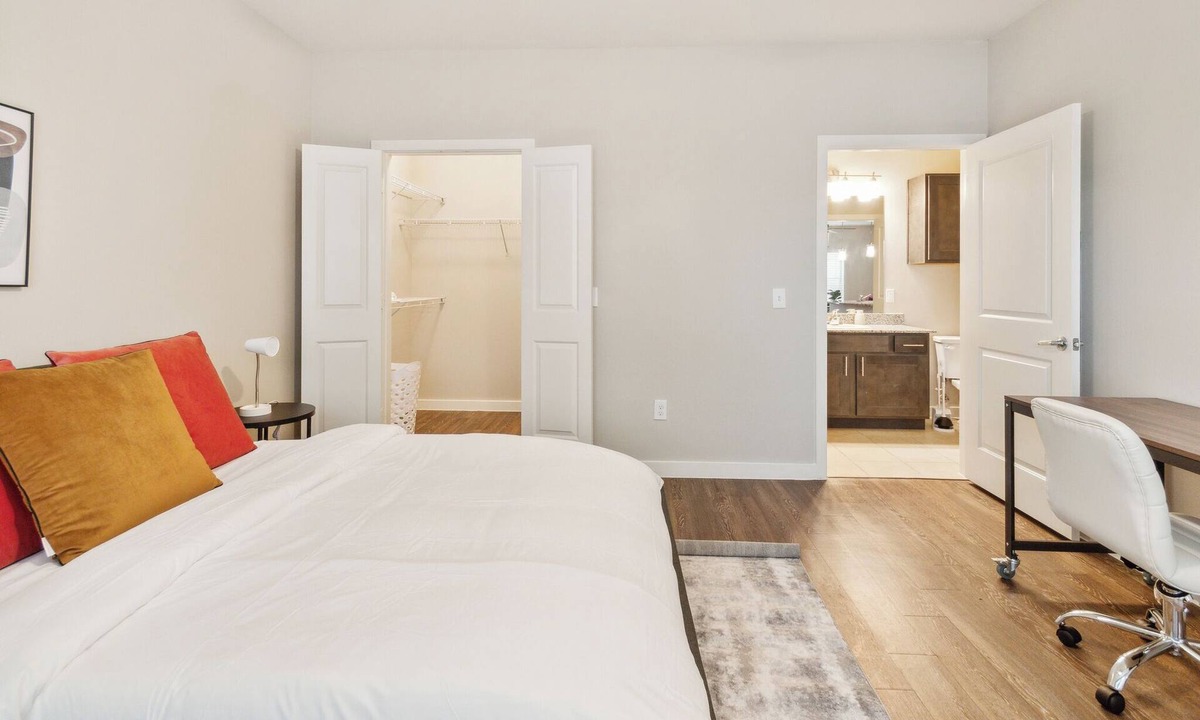 Willowbrook Apartment | C Creek 7206 I New Construction 1Bd Apt I Gated