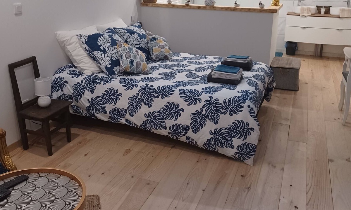 Neufmaisons Bed & Breakfast | C'est dans cette ancienne ferme Lorraine que nous, avons crées chambre d'Emma