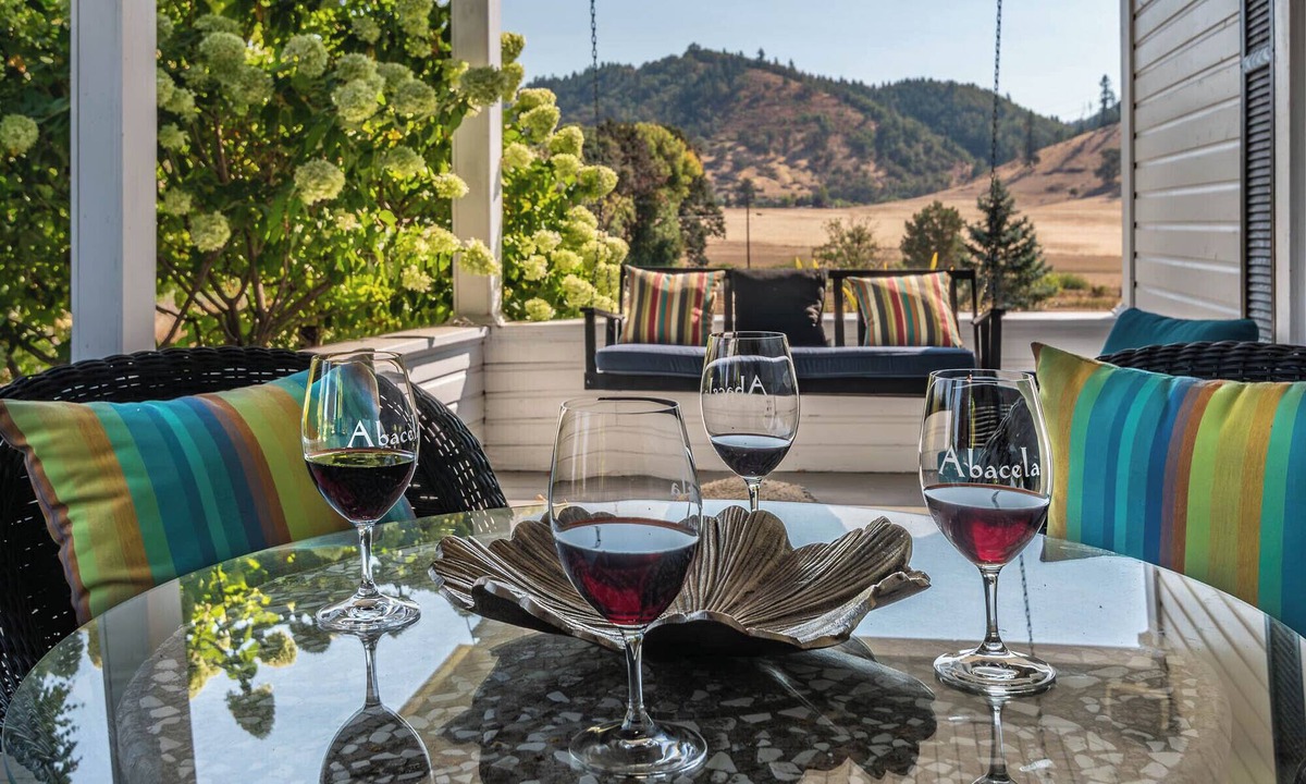 Roseburg Bed & Breakfast | C.H. Bailey House