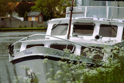 Nemours Boat Rental | C'la Vie - Proche Fontainebleau - Bateau