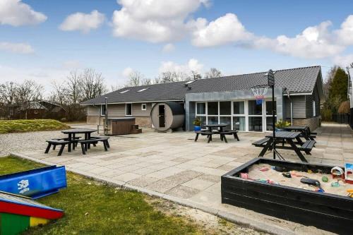 Falen House | C11694-Hemmet-Klydevaenget-1