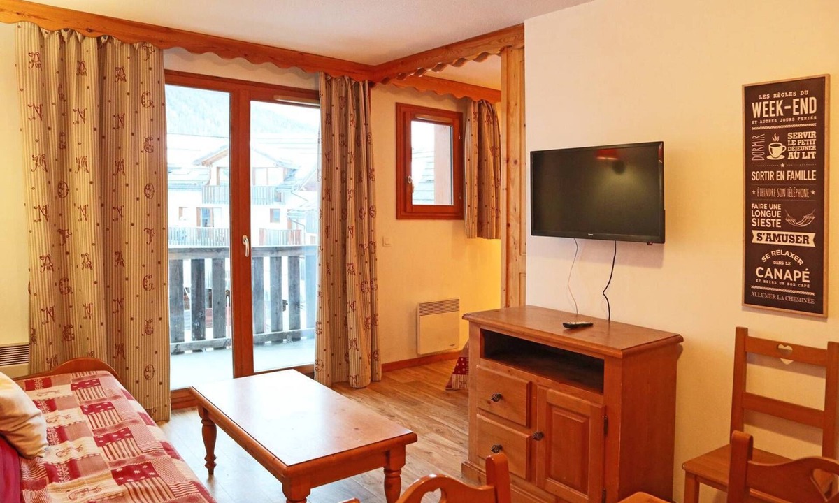 Les Orres Apartment | C804 Valerianes 1800