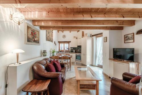 Capriasca Apartment | Ca' del Primo by Quokka 360 - Charming Loft Studio Nestled in Nature