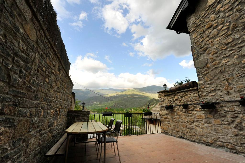 Montardit de Baix House | Ca la Teresa