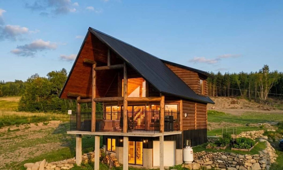 Notre-Dame-Auxiliatrice-de-Buckland Ski Chalet | Spa & Comfort | Chalet des Originaux